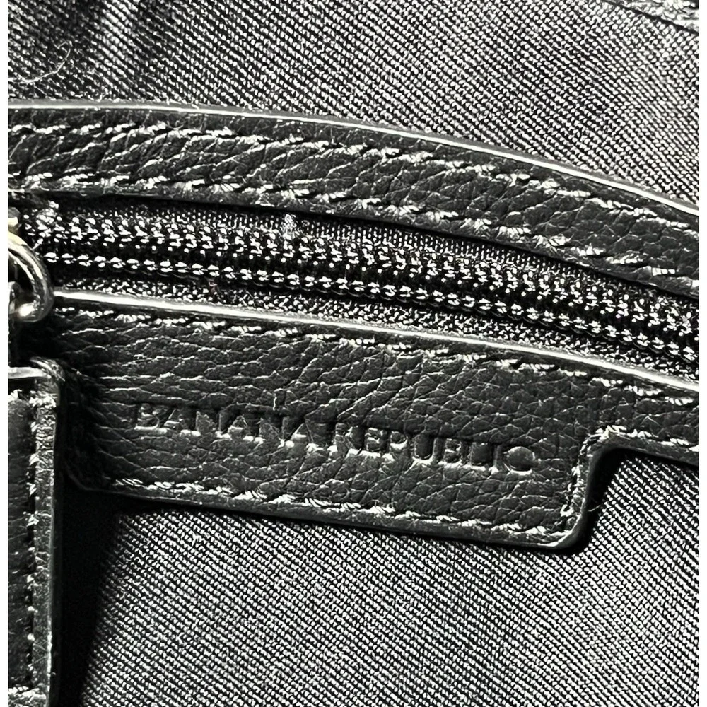Banana Republic Messenger Laptop Travel Bag Black Crossbody Briefcase